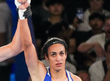 Boxer in Controversy Over Eligibility Lets Her Gloves Do the Talking