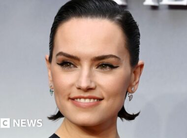 Daisy Ridley reveals Graves’ disease diagnosis