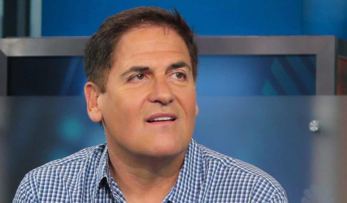 Harris And Trump’s Biggest Celebrity Endorsements: Mark Cuban, Rosanne Barr and More