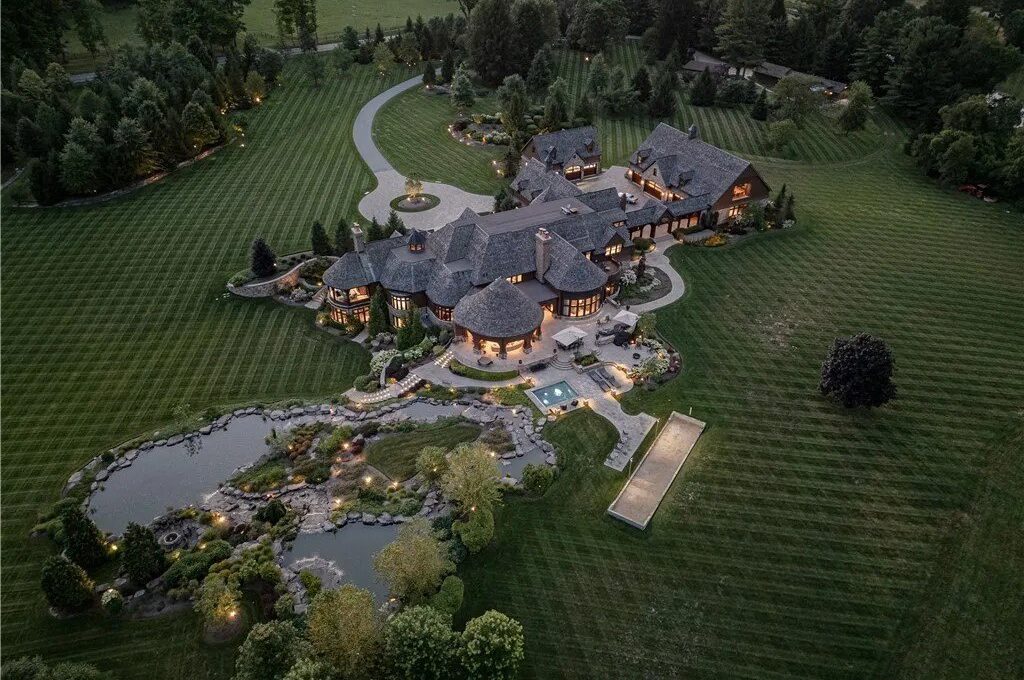 Buckeye Bonanza: $19.95M Perk-Packed Megamansion Is Ohio’s Most Expensive Listing