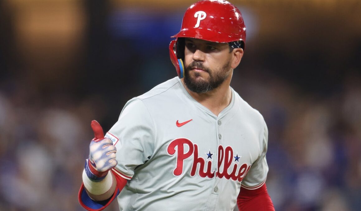 Schwarber clubs 3 HRs — 1 to LF, 1 to RF, 1 to CF — as Phils beat LASchwarber clubs 3 HRs — 1 to LF, 1 to RF, 1 to CF — as Phils beat LA