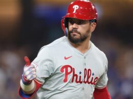 Schwarber clubs 3 HRs — 1 to LF, 1 to RF, 1 to CF — as Phils beat LASchwarber clubs 3 HRs — 1 to LF, 1 to RF, 1 to CF — as Phils beat LA