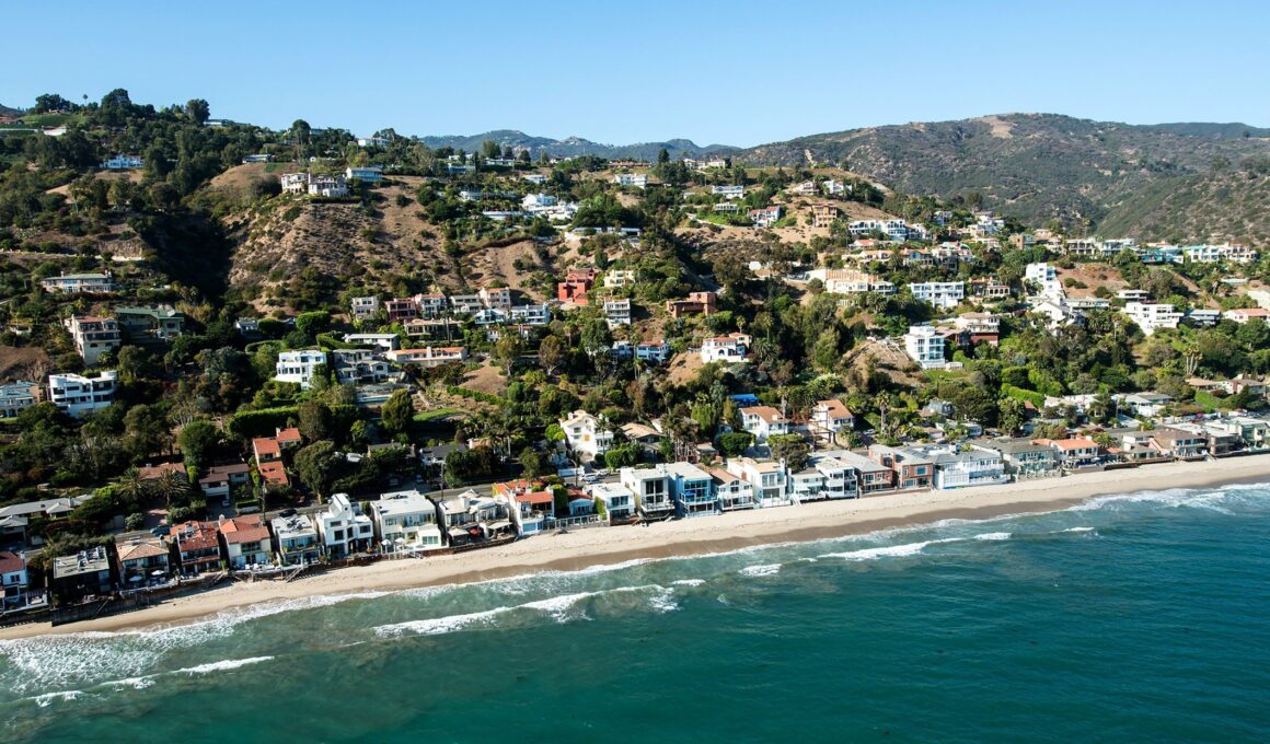 $300M Malibu Megamansion Aims To Smash Record for America’s Priciest Home—Beating Out Beyoncé