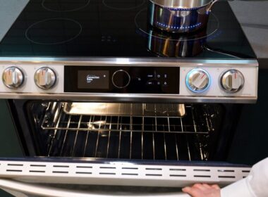Samsung Recalls 1 Million Stoves That Started 250 Fires and Killed Pets
