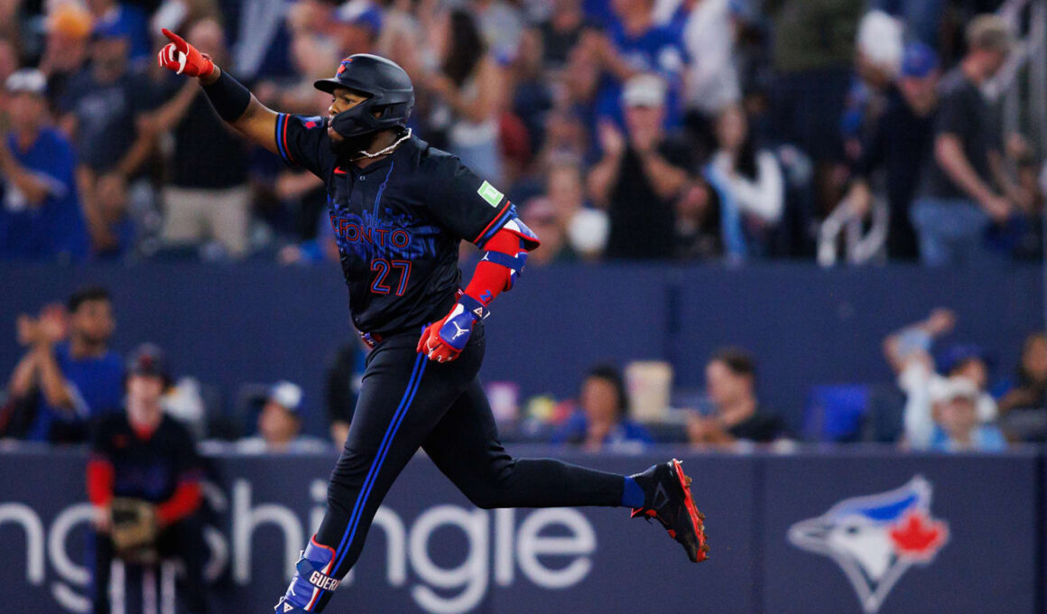 Vlad Jr. back in superstar mode with near-cycle, 20-game hit streakVlad Jr. back in superstar mode with near-cycle, 20-game hit streak