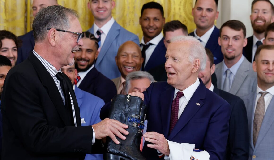 Rangers’ visit to White House as champions gets Creed treatmentRangers’ visit to White House as champions gets Creed treatment