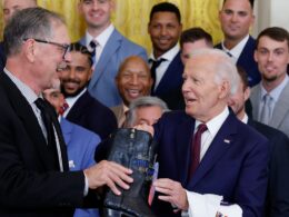 Rangers’ visit to White House as champions gets Creed treatmentRangers’ visit to White House as champions gets Creed treatment