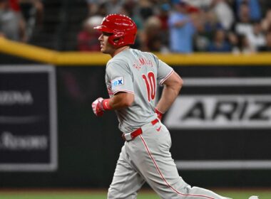 Realmuto has memorable night to mark milestoneRealmuto has memorable night to mark milestone