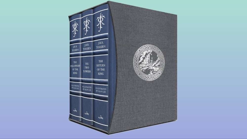 A $325 Lord Of The Rings Book Box Set Releases Soon