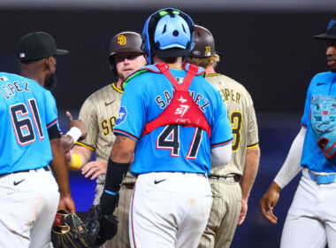 Marlins take exception to 2nd hard slide of series by PadresMarlins take exception to 2nd hard slide of series by Padres