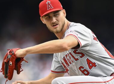 ‘Calm’ Kochanowicz nets first MLB win, beer shower’Calm’ Kochanowicz nets first MLB win, beer shower