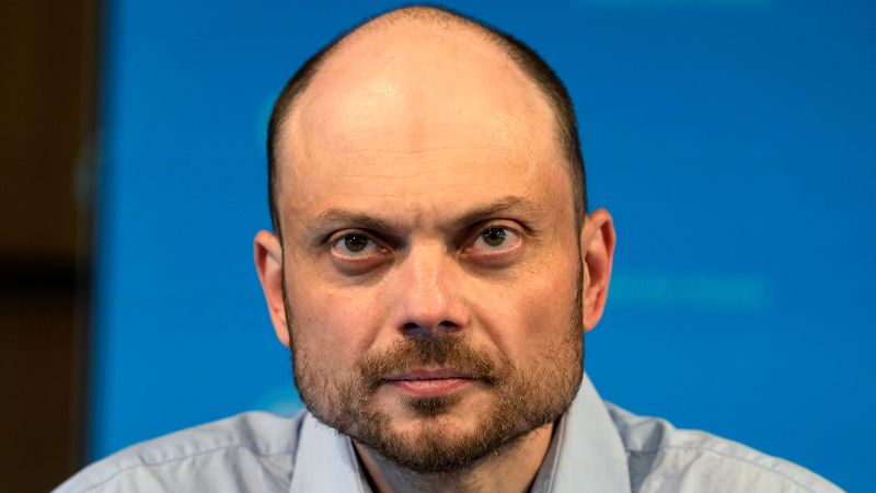 Putin critic Vladimir Kara-Murza thought he was being executed before his release in historic prisoner swap