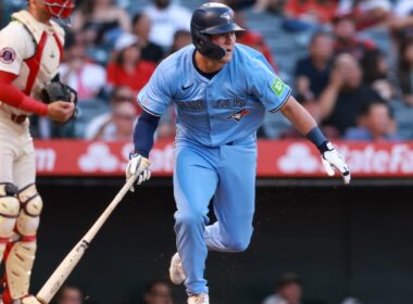 Wagner, son of All-Star closer, debuts with 3-for-4 nightWagner, son of All-Star closer, debuts with 3-for-4 night