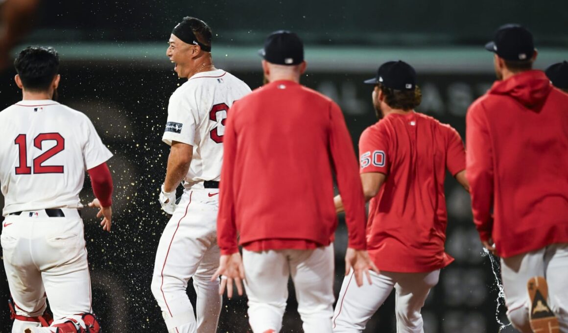 A Major League debut and a walk-off hit: Boston’s 10th had it allA Major League debut and a walk-off hit: Boston’s 10th had it all