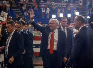 Trump Campaign Forced to Pay North Carolina City $82k in Advance for Rally