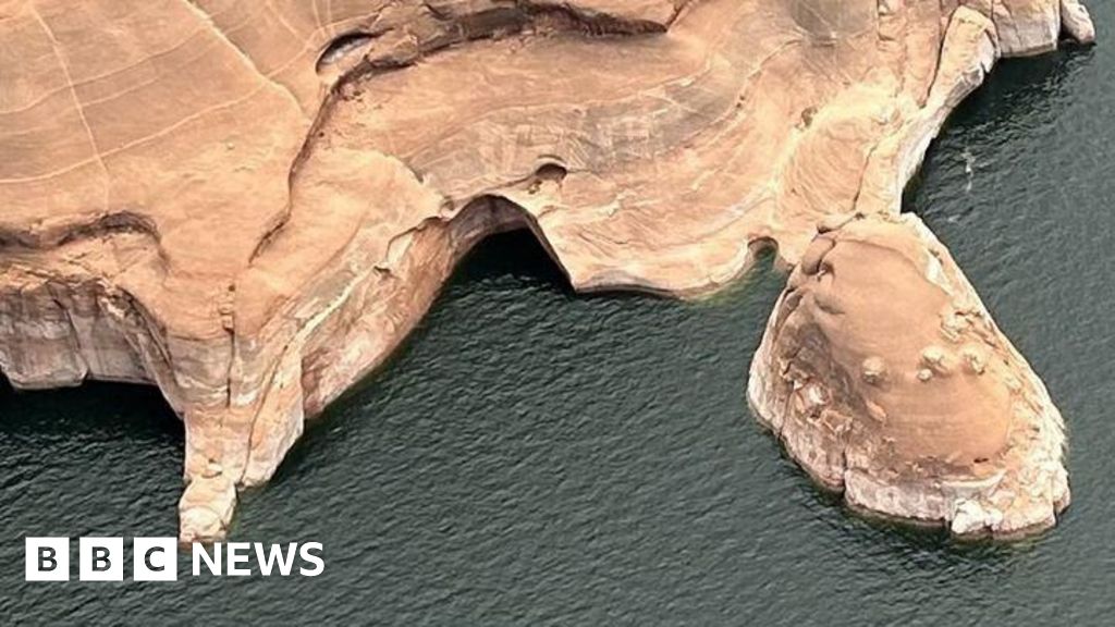 Utah’s famous ‘Double Arch’ rock collapses