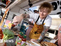 Ed Sheeran signs hot sauce autographs in car park