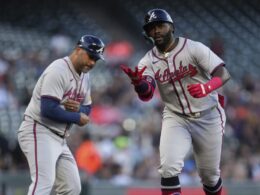 Harris belts grand slam in return from IL; Braves blow out GiantsHarris belts grand slam in return from IL; Braves blow out Giants