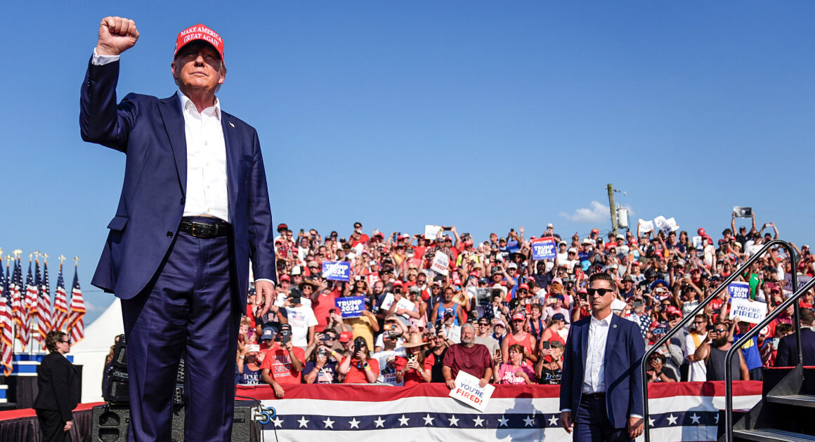 Secret Service approves bulletproof glass to shield Trump at outdoor rallies