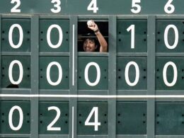 Altuve knocks out Yankees … on scoreboard with line-drive doubleAltuve knocks out Yankees … on scoreboard with line-drive double