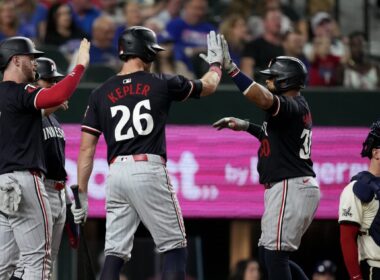 Santana, Jeffers HRs lead Twins to kick off Players’ WeekendSantana, Jeffers HRs lead Twins to kick off Players’ Weekend