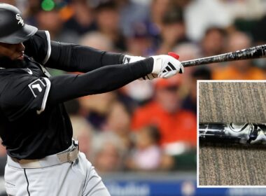 ‘La Pantera’ bat in hand, Robert leads as White Sox snap Astros’ streak’La Pantera’ bat in hand, Robert leads as White Sox snap Astros’ streak