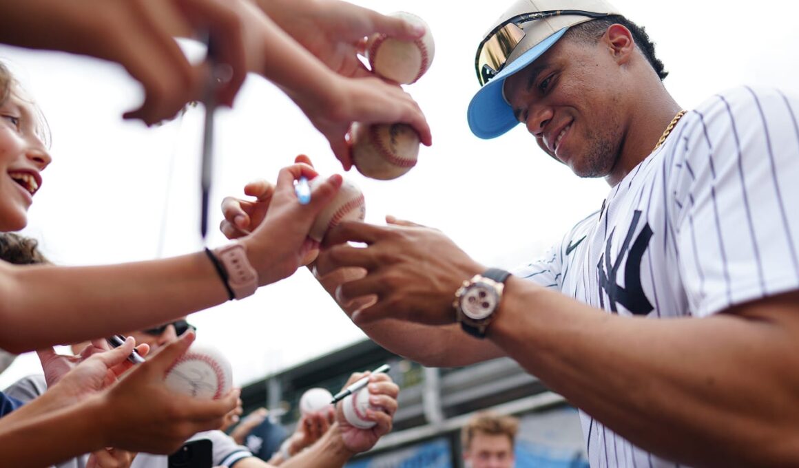 Little League pics of teammates put Soto to test. He knocks it out of parkLittle League pics of teammates put Soto to test. He knocks it out of park