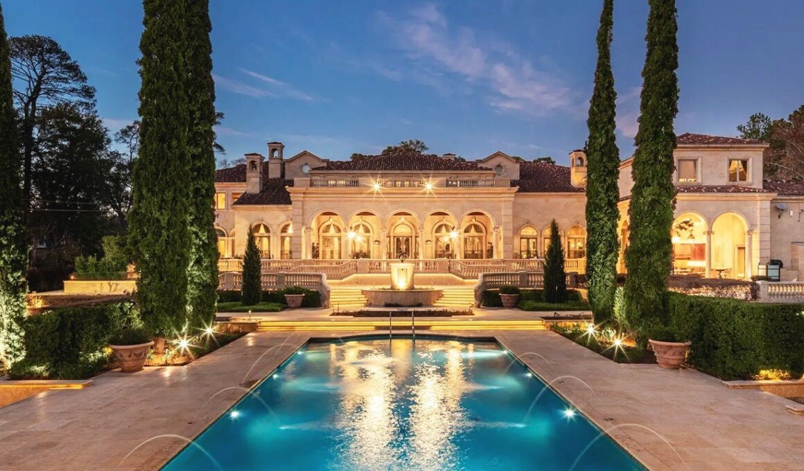 How Hollywood A-Listers Shop for Homes in Texas: Experts Reveal Amenities Every Rich Buyer Looks for in the Lone Star State