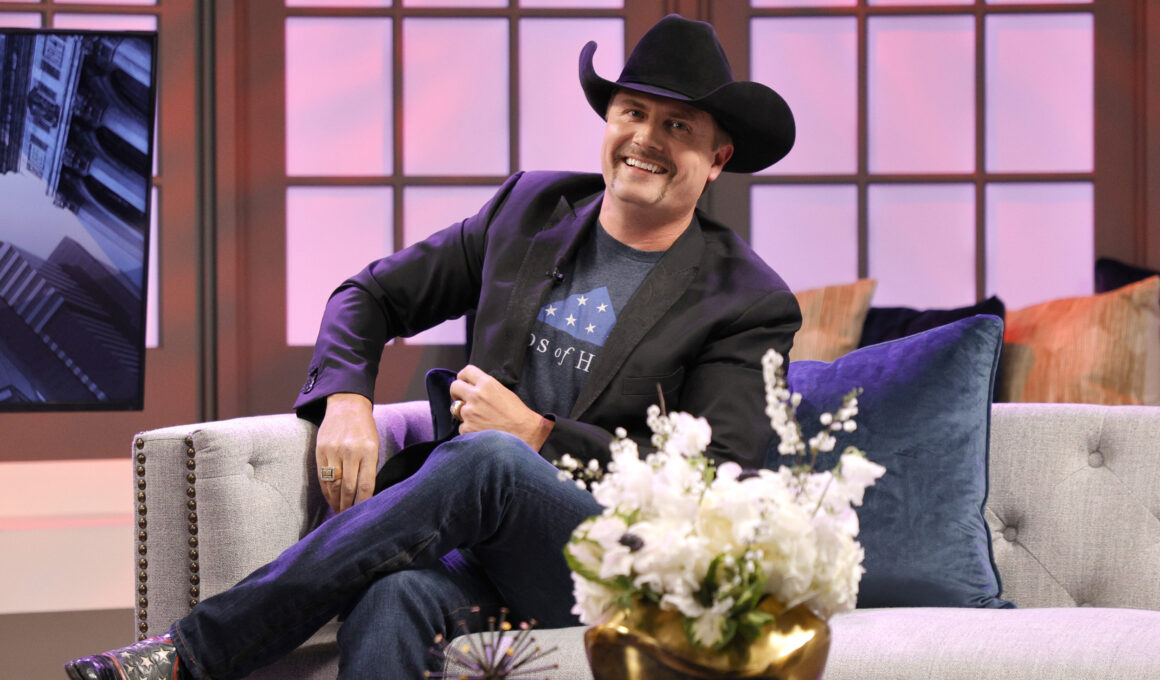 John Rich’s Ominous Post About Chicago Amid the DNC Takes Off Online