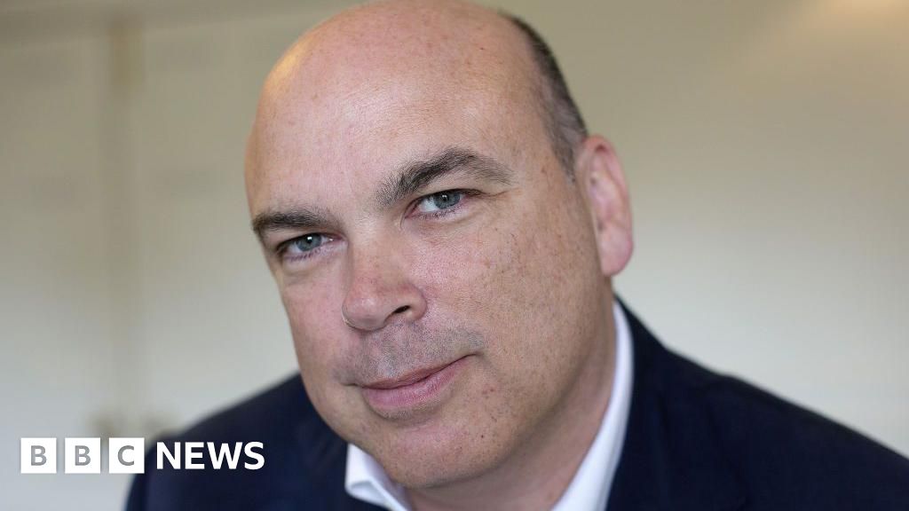 Who is British tech tycoon Mike Lynch?