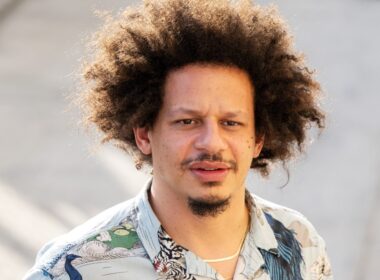 Comedian Eric André says he was racially profiled at airport