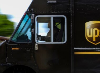 UPS driver passed out and crashed vehicle in Texas due to heat-related symptoms, union says