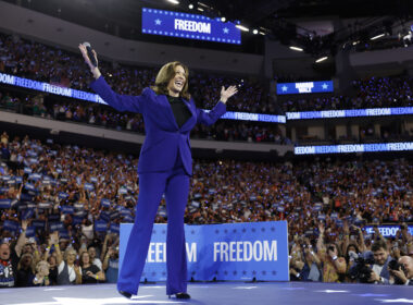 Kamala Harris Milwaukee Rally Crowd Size Compared to the RNC in Photos